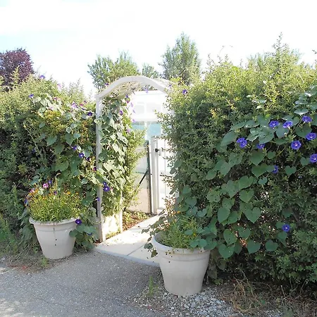 Holiday home Les Passerons *