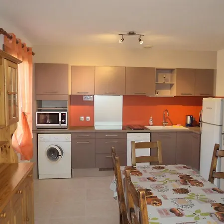 Holiday home Les Passerons