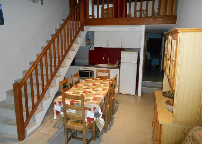 Les Passerons Nyaraló