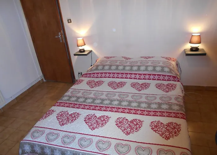 Les Passerons Semesterbostad *